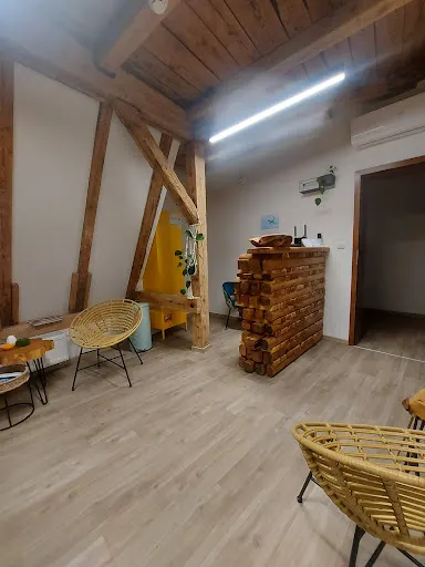 "Jak Rosną Skrzydła" Prywatny Ośrodek Psychoterapii Hanna Bartkowiak-Szwarc